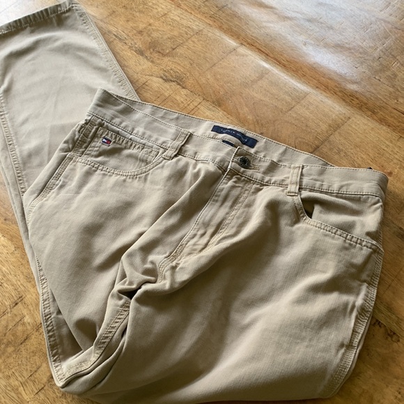 Tommy Hilfiger Custom Straight Khaki Pants 32/32 - Picture 3 of 8